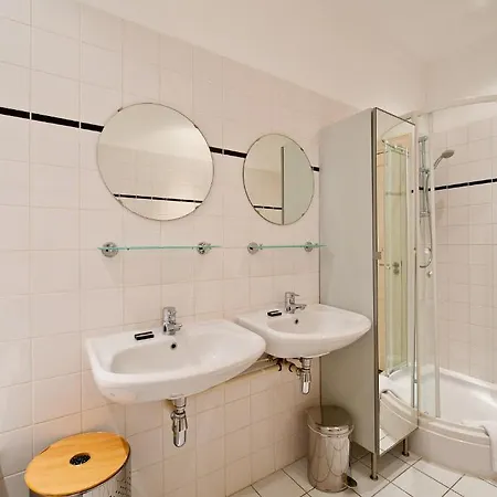 Apartment Short Stay Group Leidseplein Luxury Serviced Apartments Amsterdam *